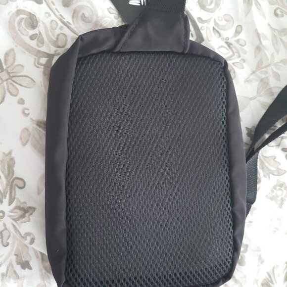 RBX Waist Bag - Picture 3 of 7